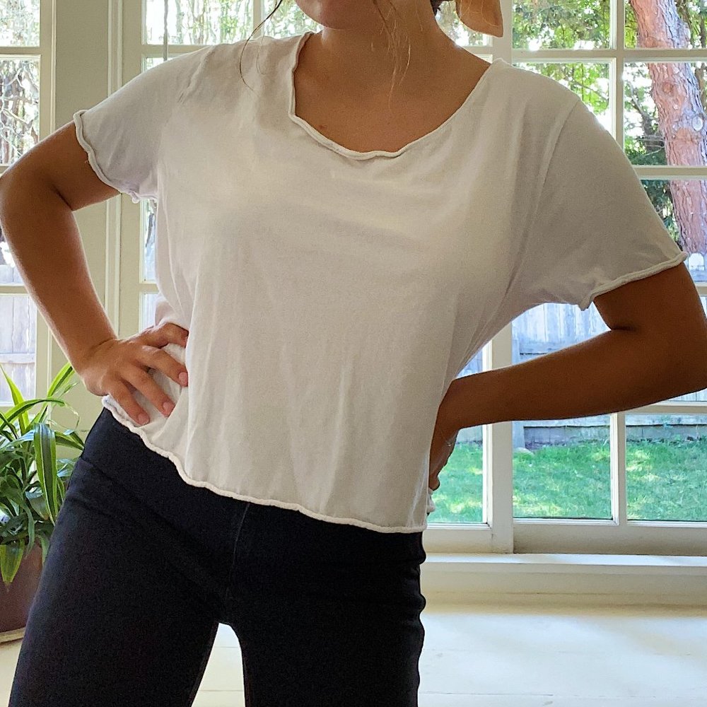 Basic White Tee - Picture 2 of 7